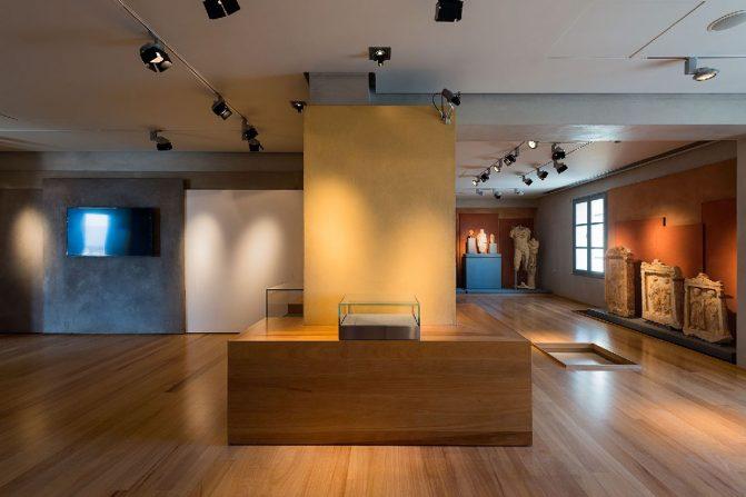 Archaeological-Museum-of-Neapolis-Vion0002-671x447-1.jpg