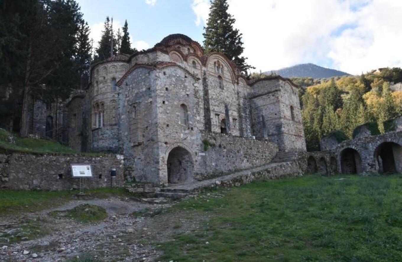Mistras_-_Naos_Odigitrias.jpg