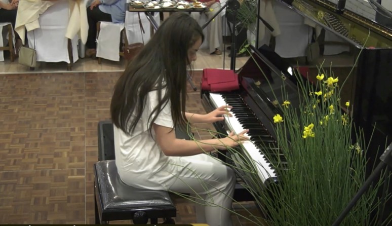 piano2.jpg