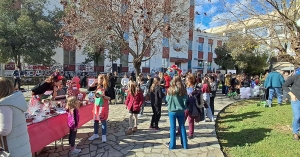 Σπάρτη: Άφθονη διασκέδαση για μικρούς και μεγάλους στο Χριστουγεννιάτικο bazaar του Δήμου Σπάρτης και των Σχολείων του Δήμου