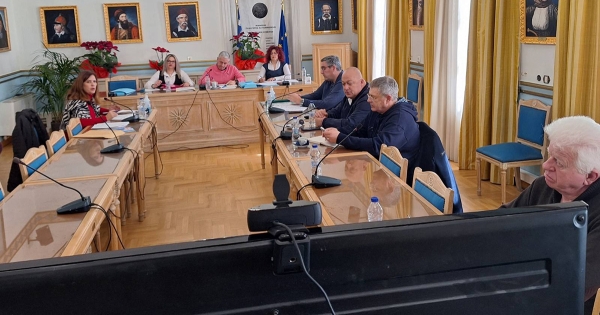 Συνεδρίαση της Περιφερειακής Επιτροπής Πελοποννήσου: Εγκρίθηκαν σημαντικά έργα οδοποιίας και προστασίας της αγροτικής παραγωγής