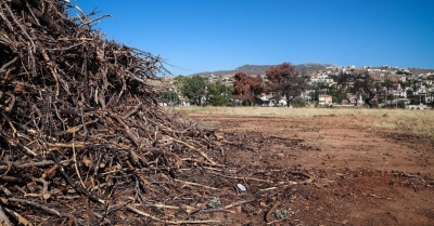 Ακαθάριστα οικόπεδα: Από 1η Απριλίου ξεκινά η προθεσμία καθαρισμού - Τι αλλάζει από φέτος