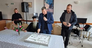Κοπή της πρωτοχρονιάτικης πίτας στο ΚΑΠΗ Σπάρτης (photos)