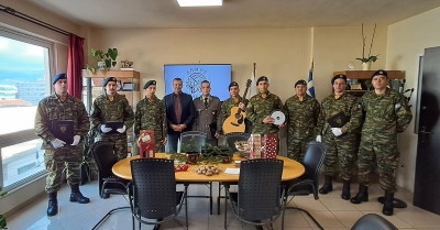 Πρωτοχρονιάτικα Κάλαντα και Ευχές για Καλή Χρονιά στον Δήμαρχο Σπάρτης