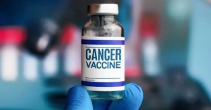 Η Ρωσία ανακοινώνει εμβόλιο κατά του καρκίνου και υπόσχεται δωρεάν διάθεση σε ασθενείς