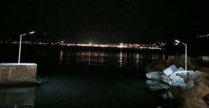 Ο Σύλλογος ερασιτεχνών αλιέων Νεάπολης φώτισε το λιμάνι Παλαιοκάστρου