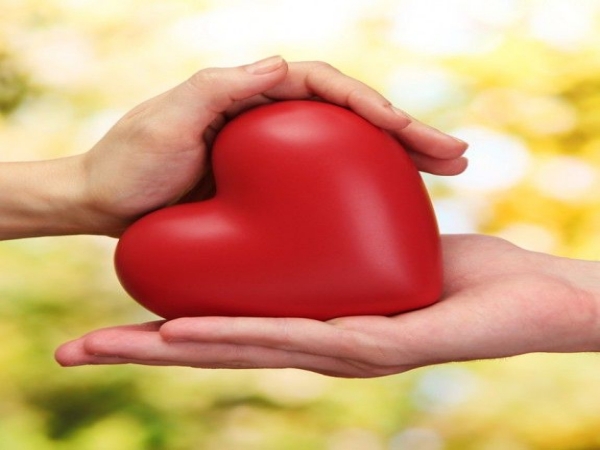 Ένα παιδί της γειτονιάς μας, γεμάτο ζωντάνια χρειάζεται την βοήθειά μας ...