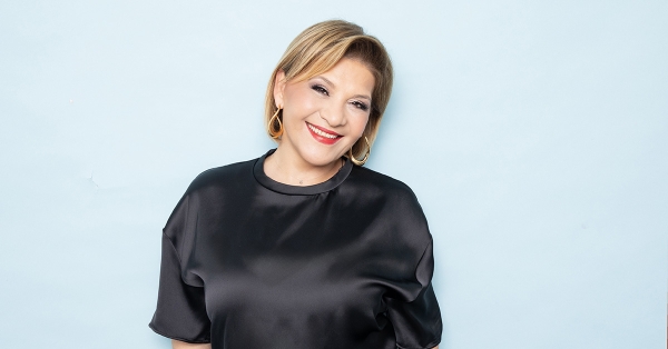 Η Γιώτα Νέγκα στη Βαμβακού: μία φωνή που μιλάει στην ψυχή