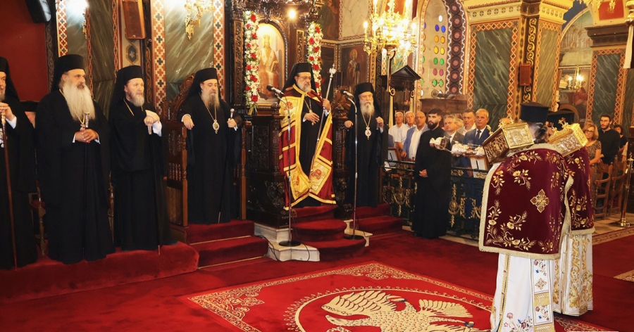 Ο Πολυαρχιερατικός Εσπερινός για τον Αγ. Ευστάθιο και τα Ονομαστήρια του Σεβ. Μητροπολίτη Μονεμβασίας & Σπάρτης