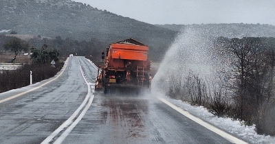 Εκχιονισμοί της Περιφέρειας Πελοποννήσου στην ΕΟ Σπάρτης-Τρίπολης