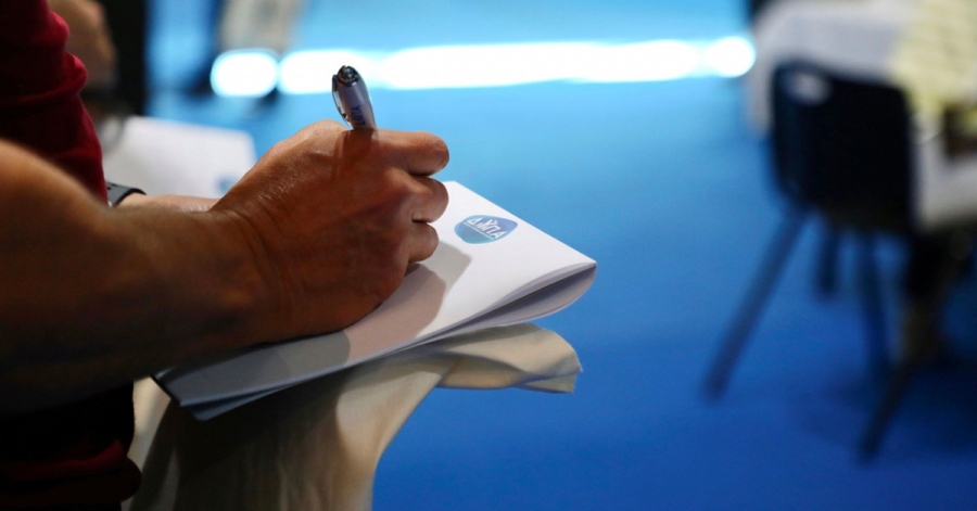 ΔΥΠΑ: Αιτήσεις σε δήμους και περιφέρειες για ανέργους