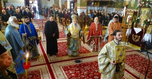 Πλήθος πιστών στην πανήγυρη του Ι.Ν. Αγίου Νικολάου Σπάρτης