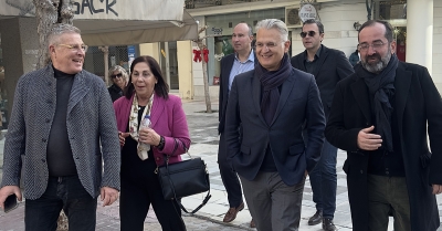 Επίσκεψη του Περιφερειάρχη Πελοποννήσου σε δομές και υπηρεσίες της ΠΕ Κορινθίας – Ευχές, διάλογος και ανθρώπινες στιγμές