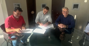 Λακωνία: Υπογραφή σύμβασης 500.000 € για τη βελτίωση και συντήρηση βασικών οδικών αξόνων από την Περιφέρεια Πελοποννήσου