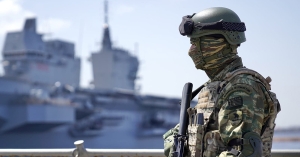 Έκτακτες κρίσεις ανωτάτων αξιωματικών των Ενόπλων Δυνάμεων: Προαχθέντες, διατηρητέοι και αποστρατεύσαντες