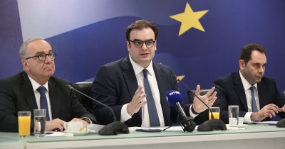 Κ. Πιερρακάκης: Κάλυψη ενός ενοικίου ως 900 ευρώ, βοήθημα 250 ευρώ στους χαμηλοσυνταξιούχους