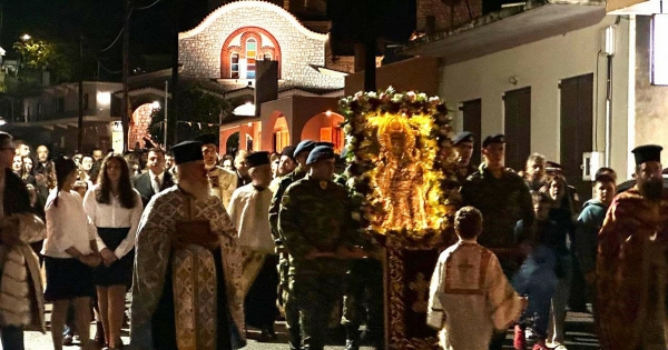 Το Βλαχιώτη τίμησε με λαμπρότητα τον Πολιούχο του Άγιο Νεκτάριο