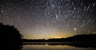 Περσείδες: Κορυφώνεται απόψε το φαινόμενο – Θεαματική «βροχή» αστεριών