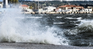 Αιγαίο σε… φουρτούνα, 8 μποφόρ και ριπές πάνω από 100 km/h – Η πρόγνωση Κολυδά