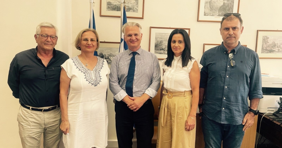 Συνάντηση του Δ. Πτωχού με το Περιφερειακό Τμήμα Καλαμάτας του Ελληνικού Ερυθρού Σταυρού