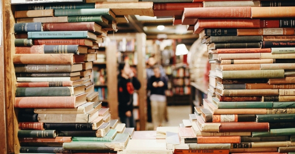 Voucher βιβλίων ΔΥΠΑ: Μέχρι τις 31 Δεκεμβρίου η χρήση των επιταγών των 25 ευρώ