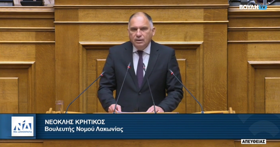 Όριο ηλικίας 15 ετών στα social media – Ν. Κρητικός: «Προτεραιότητα η προστασία των παιδιών»