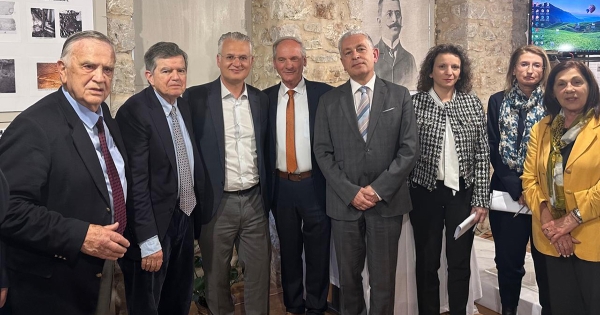 Τιμητική εκδήλωση στην Καρύταινα για τους Αθανάσιο και Μαρίνα Μαρτίνου