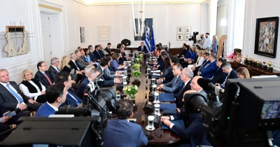 Στο Υπουργικό σήμερα η νέα αύξηση του κατώτατου μισθού