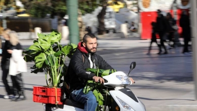 Επιμένουν οι αναβάτες | 2.900 παραβάσεις χωρίς κράνος