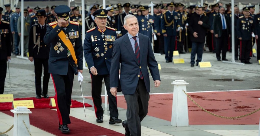 Ο Θ. Δαβάκης στην τελετή εορτασμού του Προστάτη του Στρατού Ξηράς Αγίου Γεωργίου στη Σχολή Πεζικού