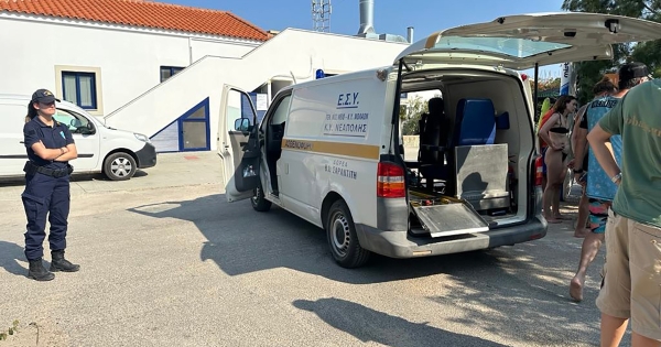 Αναστάτωση στην Ελαφόνησο: Νεαρός έχασε τις αισθήσεις του ενώ έκανε water sports