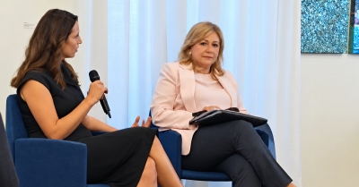 Ελένη Κιούση: «Από την κοινωνία στη Βουλή» – Η συμμετοχή των νέων στο επίκεντρο