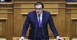 Κ. Πιερρακάκης: Έμπρακτη στήριξη των ελληνορθόδοξων κοινοτήτων από την κυβέρνηση με 600 οργανικές θέσεις κληρικών