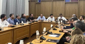 Διαπεριφερειακή συνεργασία Πελοποννήσου – Κρήτης με φόντο τη νέα αεροπορική σύνδεση Καλαμάτα-Ηράκλειο