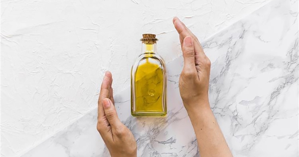 Ελαιόλαδο: Γεμάτες οι δεξαμενές με αποθέματα και τιμές κάτω του κόστους