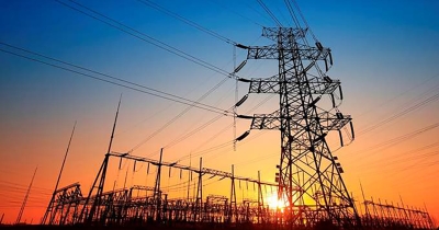 Πληρώνουμε ακριβότερα το ρεύμα για να γίνονται υπερκερδοφόρες εξαγωγές