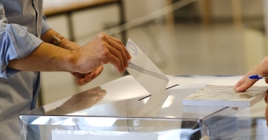 Δημοσκόπηση MRB: Στο 28,8% η ΝΔ, στο 14,5% το ΠΑΣΟΚ - Τι λένε οι πολίτες για Λ. Κοβέσι και για τα τρία υπό εκκόλαψη κόμματα