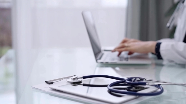 Διαθέσιμοι πλέον οι Προσωπικοί Παιδίατροι για περισσότερα από 500.000 παιδιά