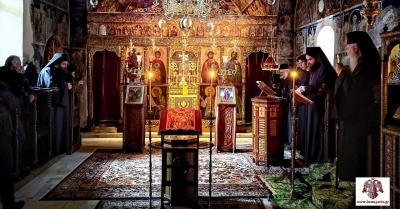 Σε κατανυκτικό κλίμα η ακολουθία του Μεγάλου Κανόνος στην Ι.Μ. Αγίων Αναργύρων Πάρνωνα