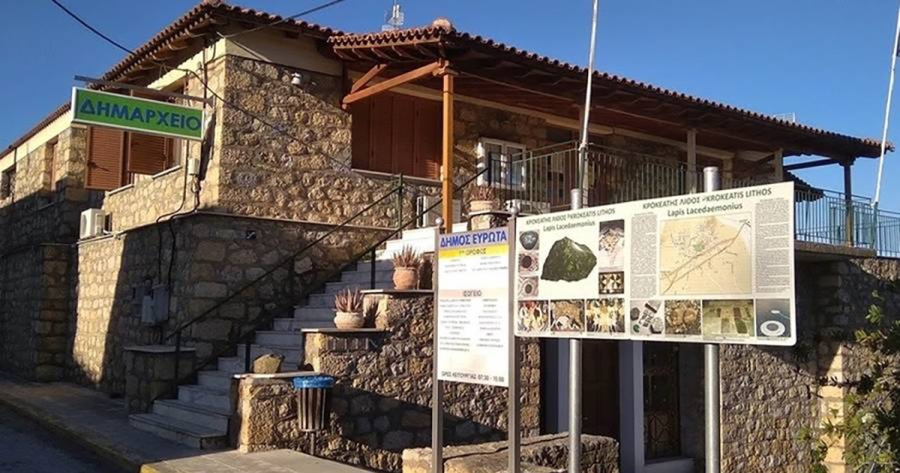 Δήμος Ευρώτα: Απάντηση σε δημοσιεύματα για υπηρεσιακό απορριμματοφόρο