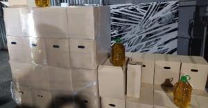 Εξαρθρώθηκε εγκληματική οργάνωση | Παρασκεύαζαν νοθευμένα έλαια και τα εμπορεύονταν ως εξαιρετικό παρθένο ελαιόλαδο