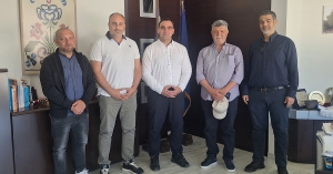 Συνάντηση του Θεόδωρου Βερούτη με μέλη του Δ.Σ. του Πολιτιστικού Συλλόγου Νυμφίου Λακωνίας «Η ΑΙΓΙΛΑ»