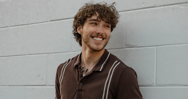 Τι πρέπει να προσέχεις πριν αποφασίσεις να κάνεις αισθητική παρέμβαση στο χαμόγελό σου