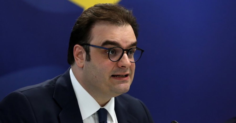 Πιερρακάκης: Η τιμή του diesel θα πέσει στο 1,80 ευρώ -«Τα μέτρα είναι στοχευμένα και δίκαια»