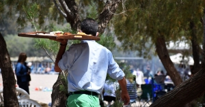 Πώς αμείβεται η αργία του Δεκαπενταύγουστου - Τι πρέπει να γνωρίζουν οι εργαζόμενοι