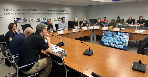 Καύσωνας: Σύσκεψη στο υπουργείο Κλιματικής Κρίσης – Τι αποφασίστηκε