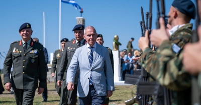 Παρουσία Θ. Δαβάκη στη Φούρκα για τις εκδηλώσεις μνήμης για τη γυναίκα της Πίνδου και τους Αξιωματικούς Κ. Δαβάκη και Αλ. Διάκο