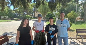 Εθελοντική δράση καθαριότητας από μαθήτριες του 3ου ΓΕΛ Σπάρτης