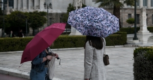 Ολική ανατροπή με βροχές και πτώση του υδραργύρου - Πότε και πού θα «χτυπήσουν» τα φαινόμενα