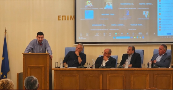 Γιάννης Καρβουνιάρης: «Σήμα κινδύνου - Άμεση η στήριξη των μικρομεσαίων επιχειρήσεων»